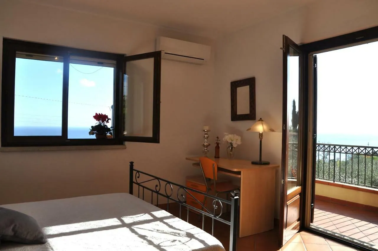 Villa Gemma Di Mare Santa Teresa Di Riva Italy